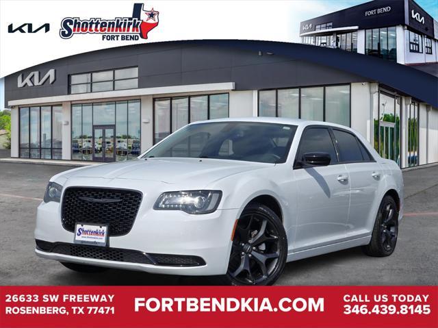 2022 Chrysler 300