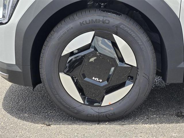 Photo of 2026 Ivory Kia EV9