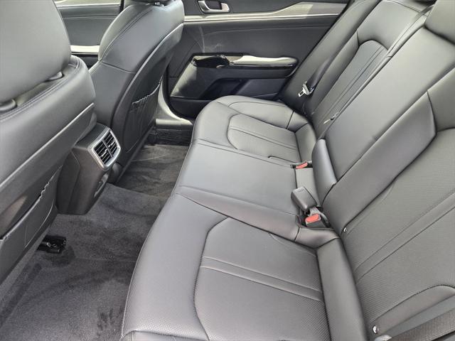Photo of 2025 Interstellar Gray Kia K5