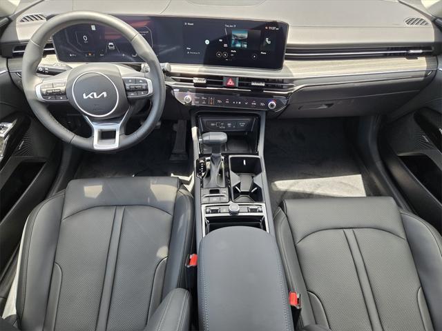 Photo of 2025 Interstellar Gray Kia K5
