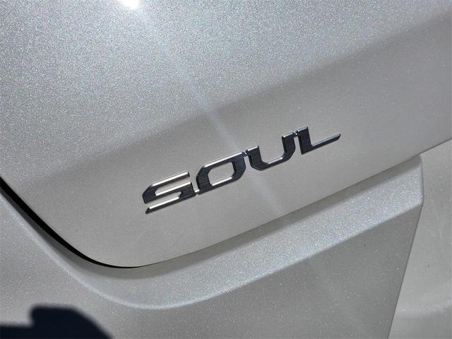 Photo of 2025 Pearl Kia Soul