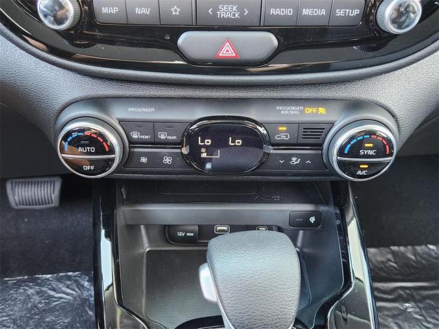 Photo of 2025 Pearl Kia Soul