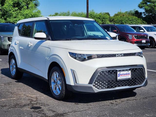 Photo of 2025 Pearl Kia Soul