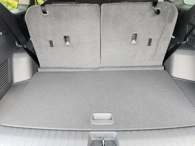 Photo of 2026 Ivory Kia EV9