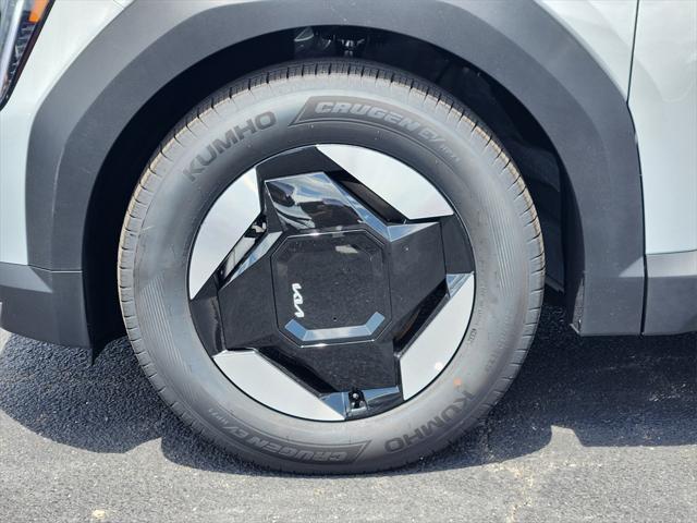 Photo of 2026 Ivory Kia EV9