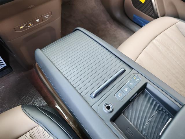 Photo of 2026 Panthera Metal Kia EV9