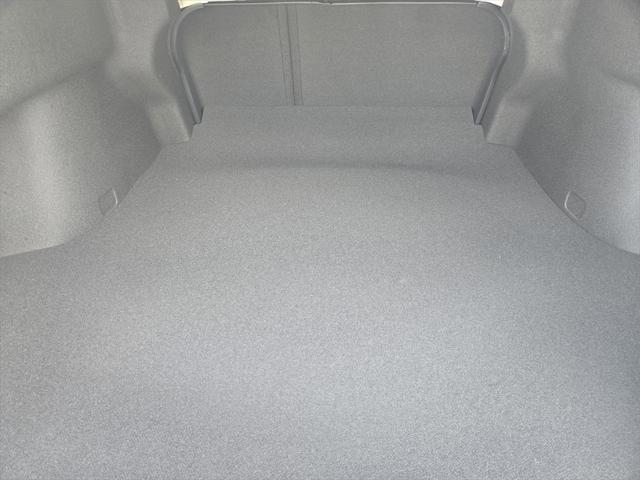 Photo of 2025 Snow White Pearl Kia K5
