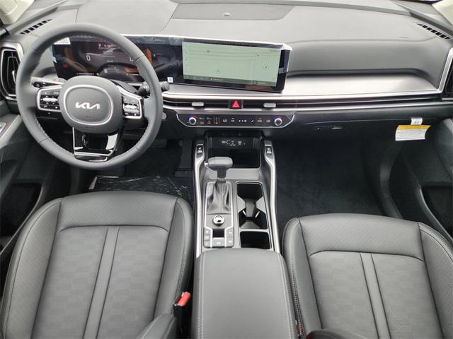 Photo of 2025 Dawning Red Kia Sorento