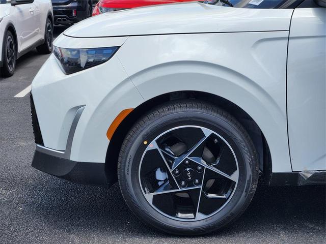 Photo of 2025 Pearl Kia Soul
