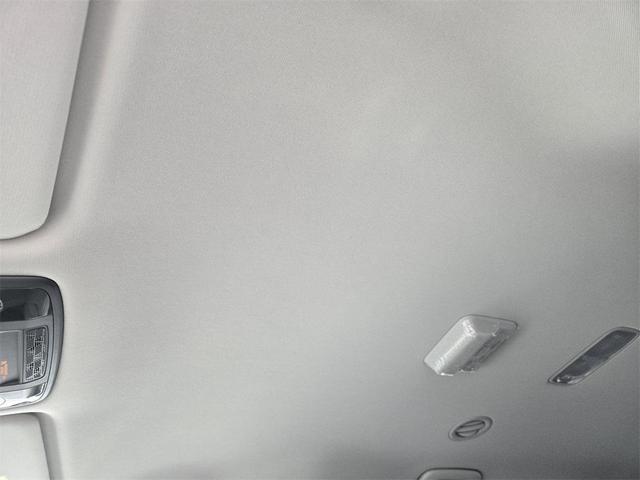 Photo of 2026 Deep Chroma Blue Kia Carnival