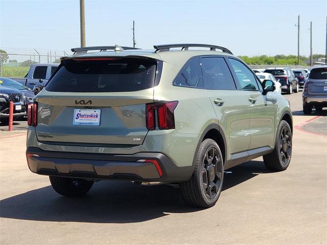 Photo of 2025 Jungle Green Kia Sorento