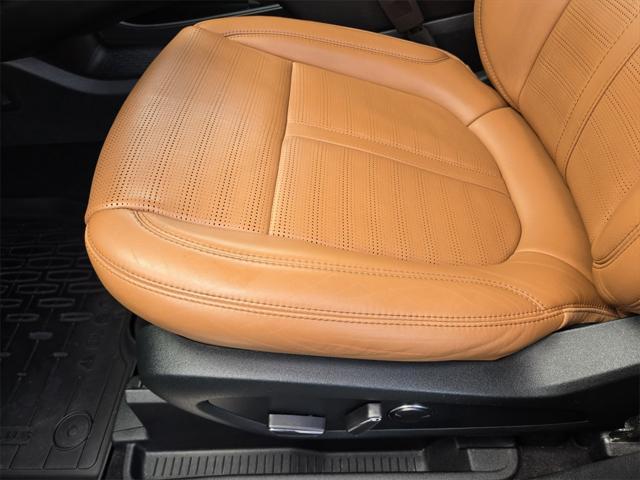 Photo of 2022 Black Metallic Lincoln Nautilus