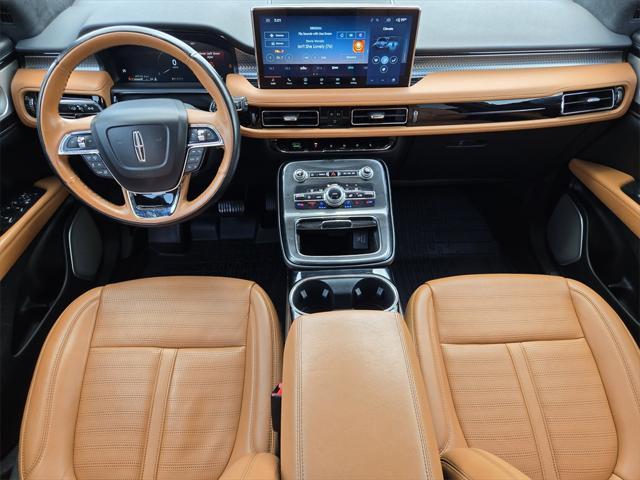 Photo of 2022 Black Metallic Lincoln Nautilus