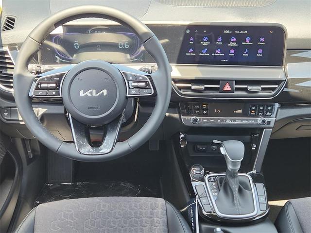 Photo of 2025 Steel Gray Kia Seltos