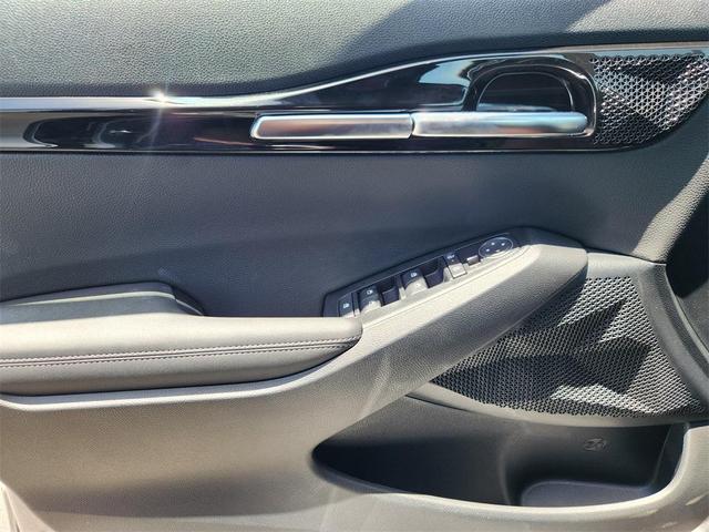 Photo of 2025 Steel Gray Kia Seltos