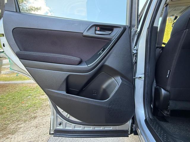Photo of 2015 Silver Subaru Forester
