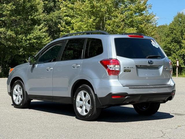 Photo of 2015 Silver Subaru Forester