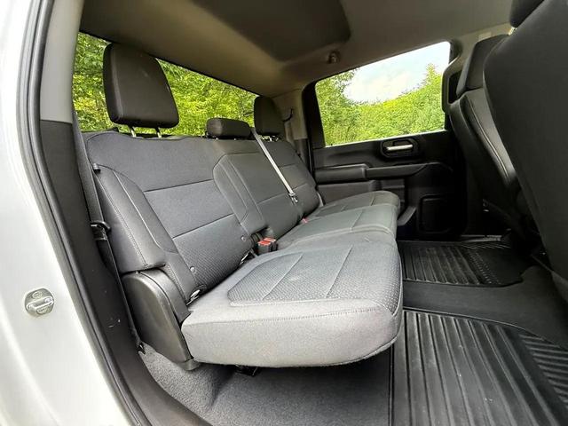 Photo of 2022 White Chevrolet Silverado 2500