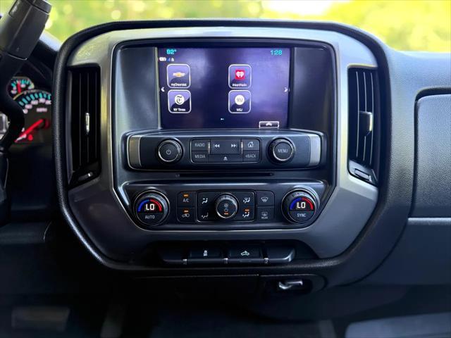Photo of 2017 Silver Chevrolet Silverado 1500