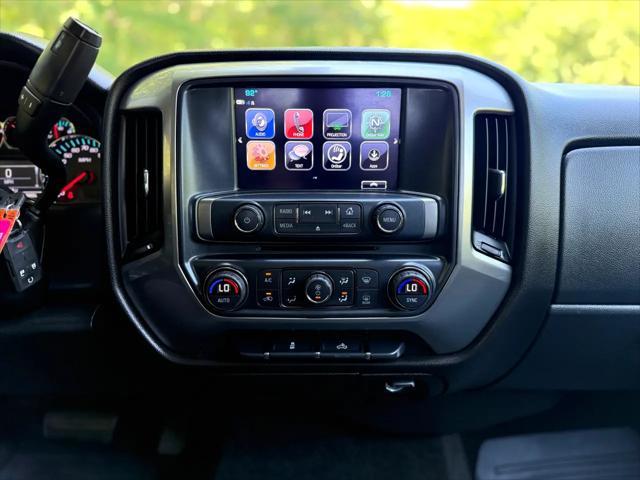 Photo of 2017 Silver Chevrolet Silverado 1500
