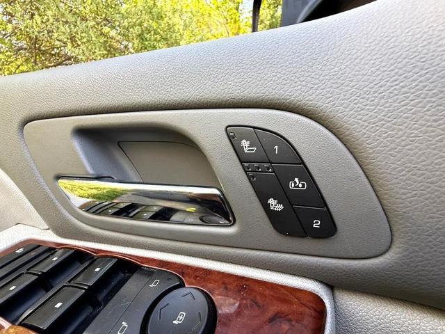 Photo of 2013 Black GMC Sierra 2500