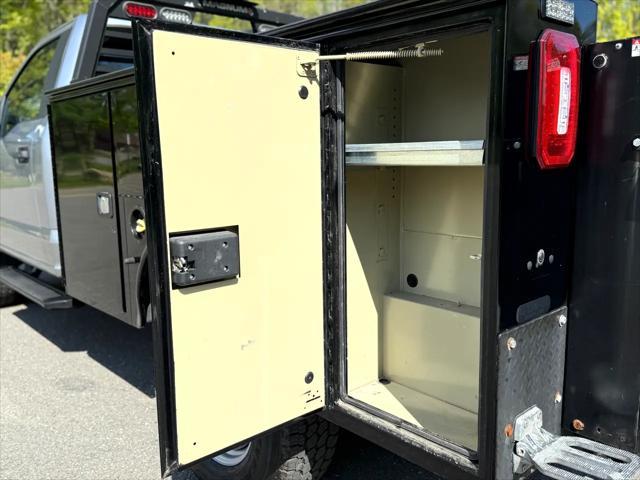 Photo of 2022 Silver Ford F-350