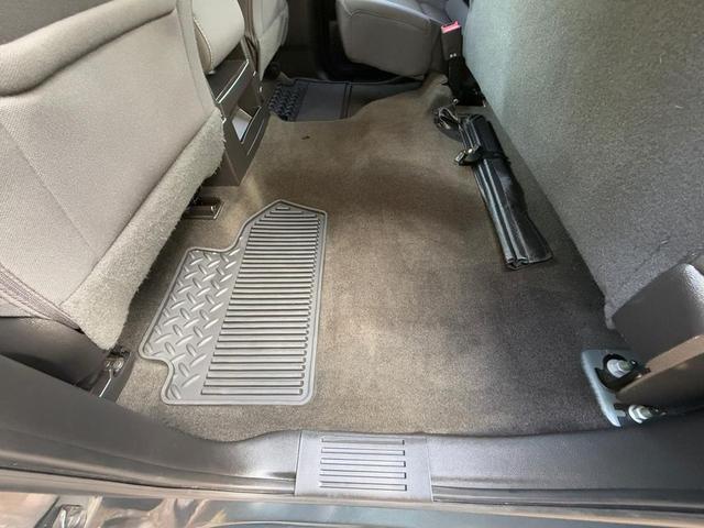 Photo of 2017 Gray Chevrolet Silverado 1500