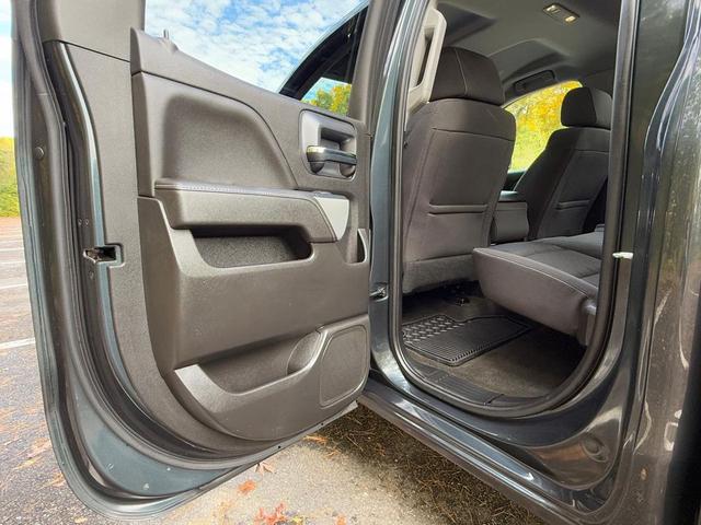 Photo of 2017 Gray Chevrolet Silverado 1500