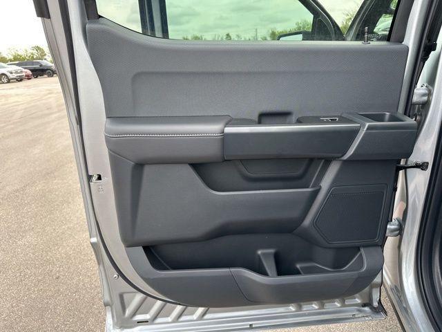 Photo of 2025 Iconic Silver Metallic Ford F-150