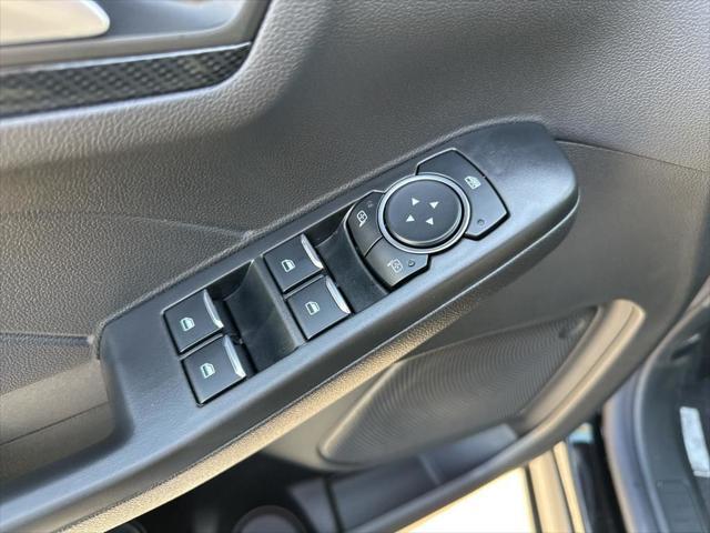 Photo of 2025 Agate Black Metallic Ford Escape