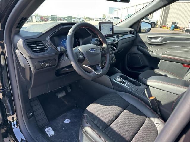 Photo of 2025 Agate Black Metallic Ford Escape