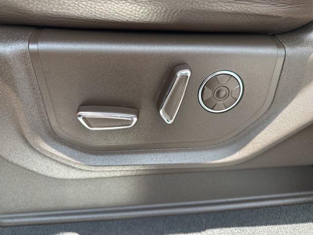 Photo of 2022 Brown Ford F-250