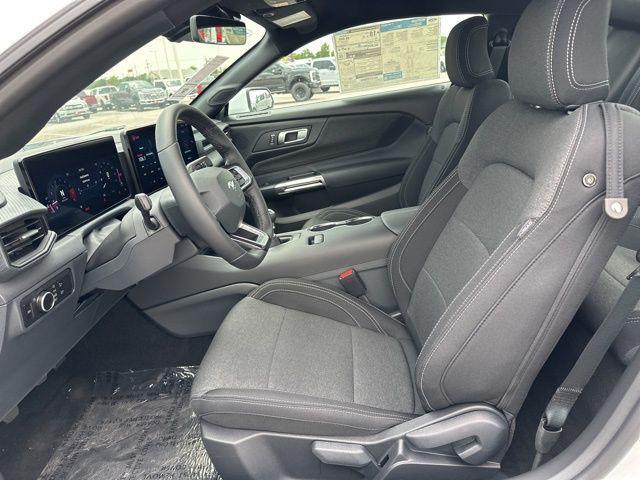 Photo of 2025 Oxford White Ford Mustang