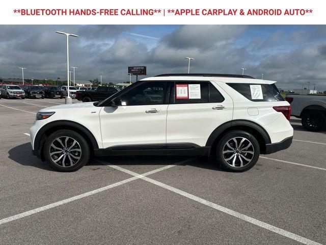 Photo of 2023 Star White Metallic Tri-Coat Ford Explorer