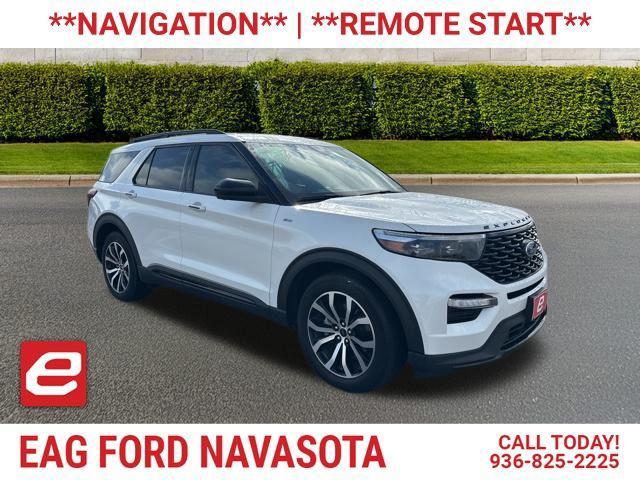 Photo of 2023 Star White Metallic Tri-Coat Ford Explorer