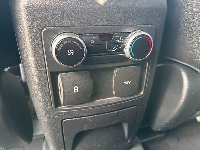 Photo of 2023 Star White Metallic Tri-Coat Ford Explorer