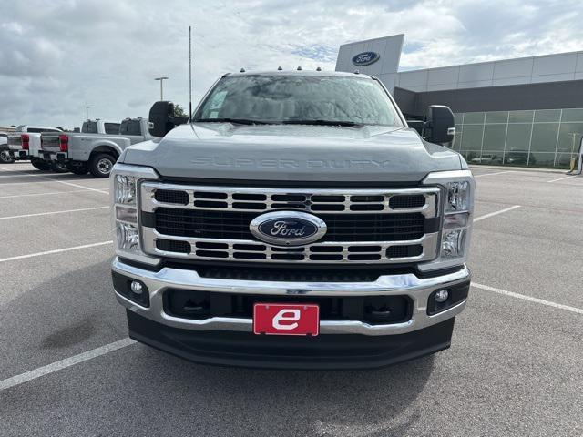 Photo of 2025 Avalanche Ford F-350