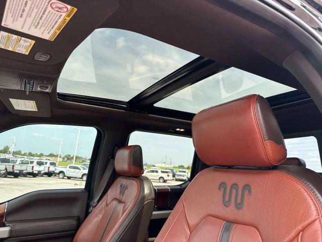 Photo of 2019 Agate Black Metallic Ford F-350