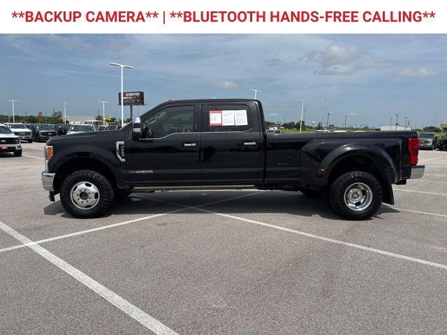 Photo of 2019 Agate Black Metallic Ford F-350