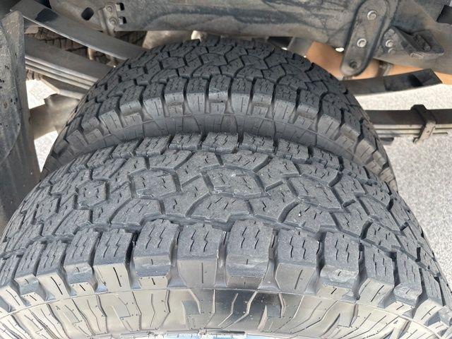 Photo of 2019 Agate Black Metallic Ford F-350