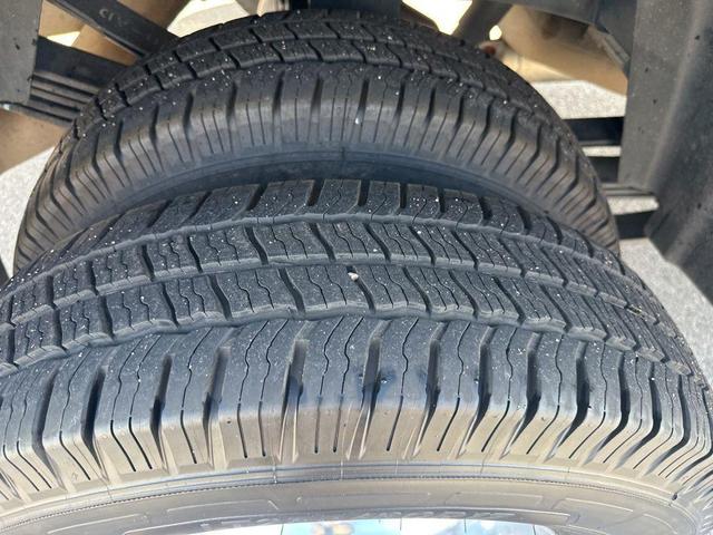 Photo of 2022 Granite Crystal Metallic Clearcoat RAM 3500