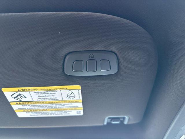 Photo of 2021 White Metallic Ford F-150