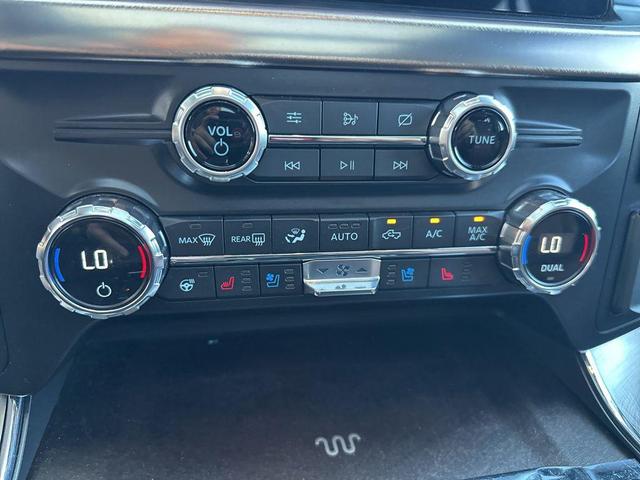 Photo of 2021 White Metallic Ford F-150