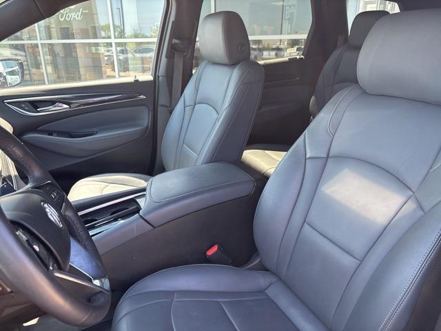 Photo of 2024 White Buick Enclave