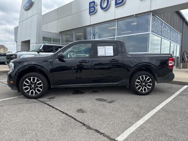 Photo of 2022 Shadow Black Ford Maverick
