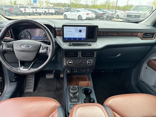 Photo of 2022 Shadow Black Ford Maverick