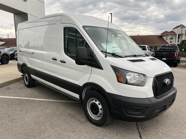 Photo of 2025 Oxford White Ford Transit-250