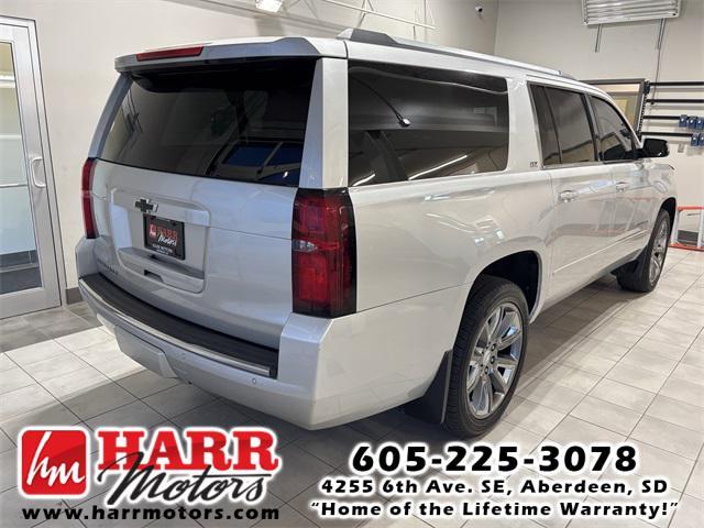 Photo of 2015 Silver Chevrolet Suburban