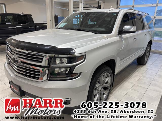 Photo of 2015 Silver Chevrolet Suburban