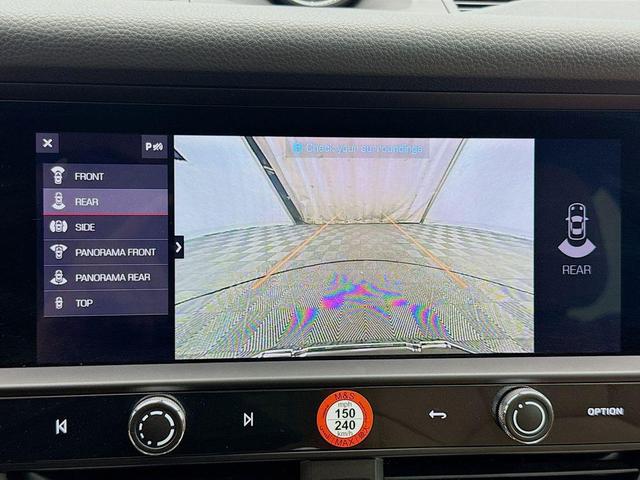 Photo of 2025 Copper Porsche Macan